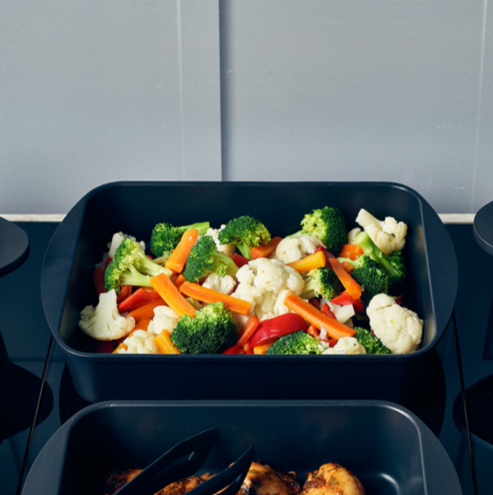 Genware Non-Stick Cast Aluminium Roaster 40 x 27cm